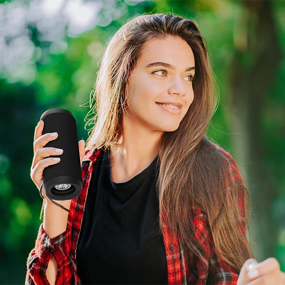 Bluetooth Speaker - Verbinden Sie Ihr Telefon über Bluetooth mit dem kabellosen Lautsprecher und genießen Sie Ihre Lieblingsmusik jederzeit und überall.